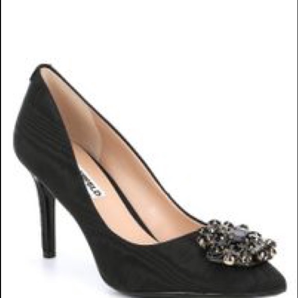 Karl Lagerfeld Paris Shoes - Picture 4 of 7